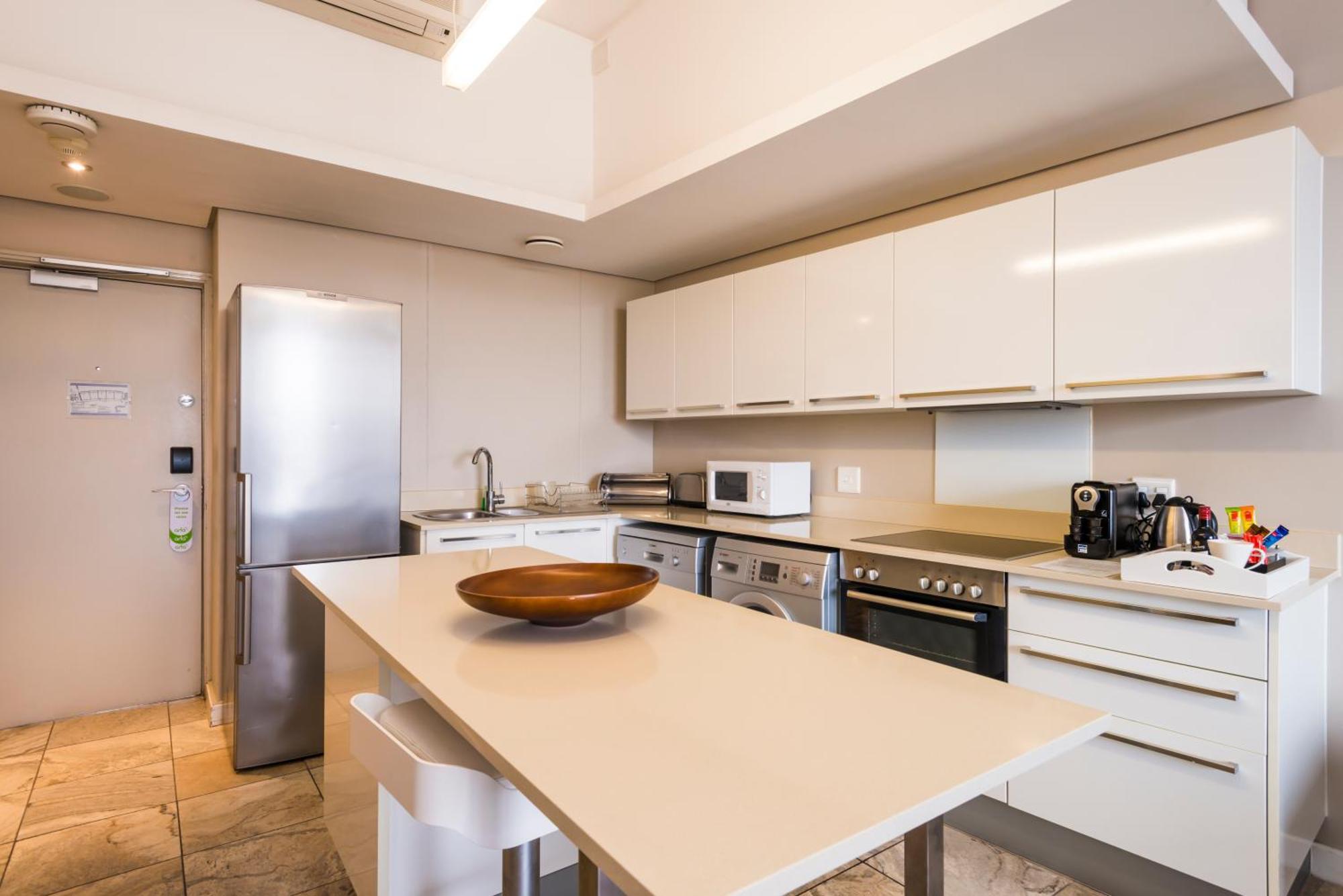 Luxury Suite,1440836635:JPEG